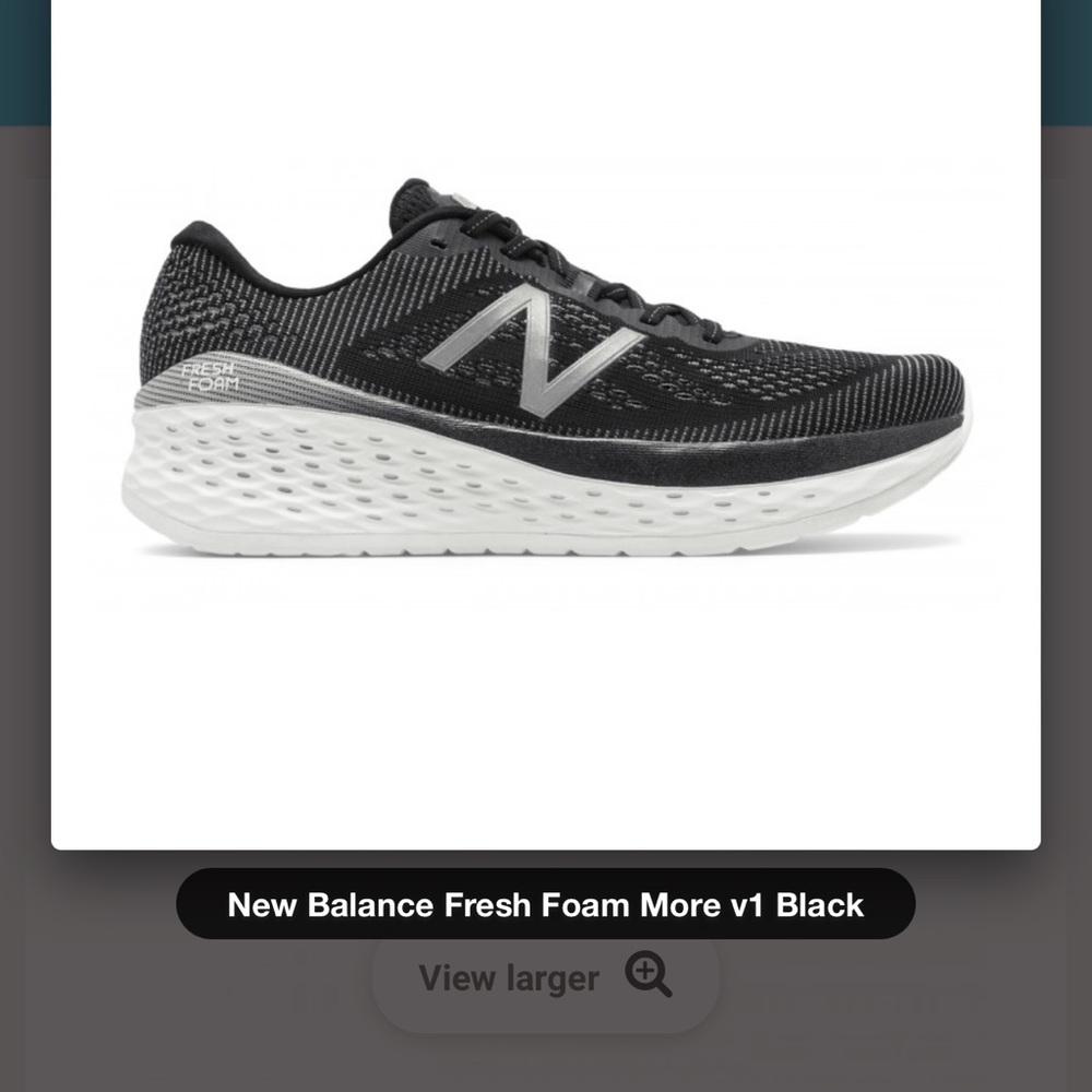 New Balance Fresh Foam More NWOT Black size 8 medium.